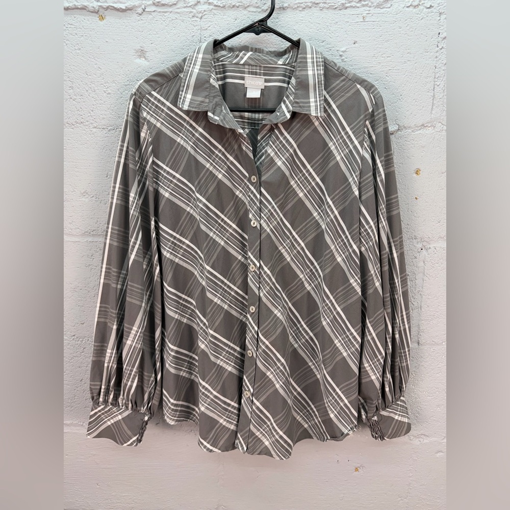 Chicos Gray White Poplin Button Down Billow Long Sleeve Blouse Shirt Size XL